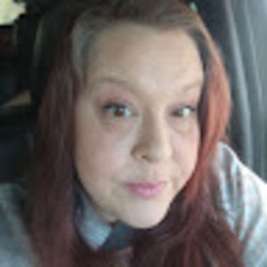 Meet your Posher, Becci